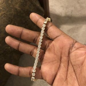 Tennis diamond bracelet